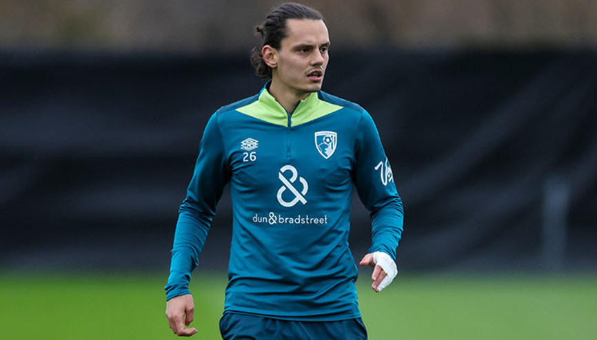 Bournemouth forması giyen Enes Ünal, bir süre sahalardan uzak kalacak
