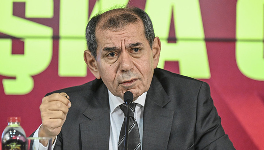 Galatasaray Başkanı Dursun Özbekten yağmurluk ve transfer açıklaması: Özür diliyorum