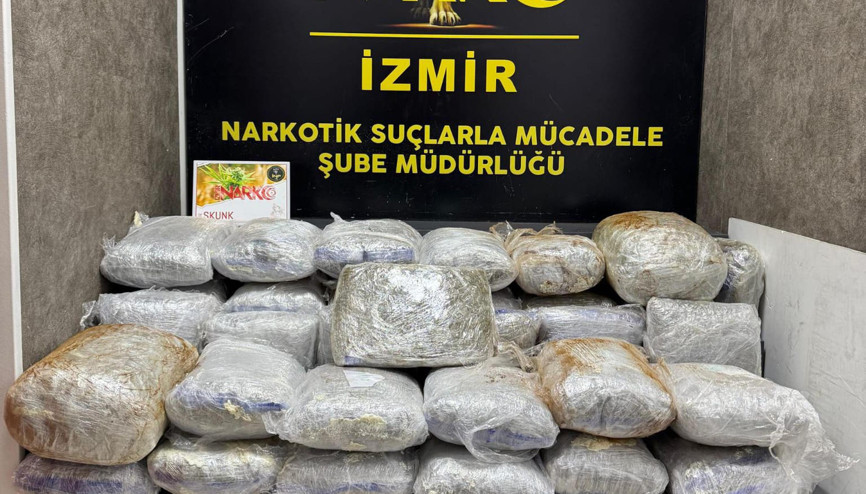Otomobildem 65 kilo skunk çıktı; 1 tutuklama