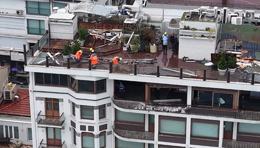 Bebek Otelin kaçak eklentileri yıkıldı