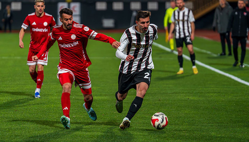 Manisa FK, evinde tek golle kazandı