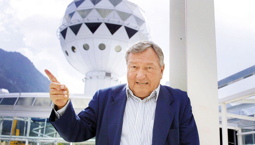 Ünlü yazar Daniken hayatını kaybetti