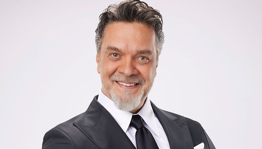 Müjdeyi verdi... ‘Beyaz Show’ geliyor