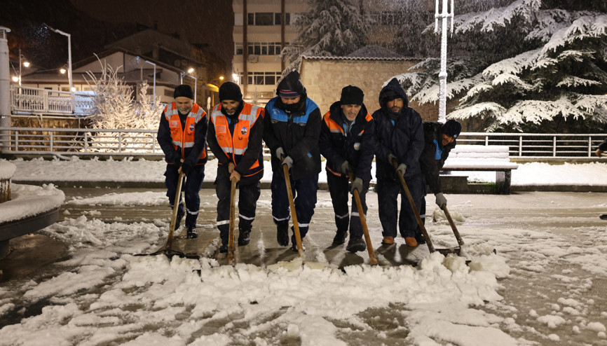 Başkanı Yazıcıoğlu: Gerekirse sabaha kadar kürek atarım