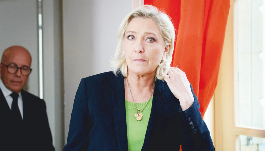 Kritik dava başladı... Le Pen cumhurbaşkanı adayı olabilecek mi