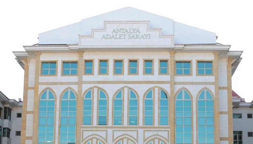 Antalya Büyükşehir Belediyesi soruşturmasında 14 gözaltı