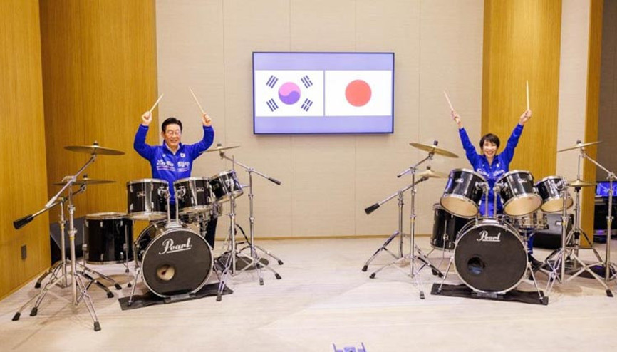 Diplomasi dünyasında renkli anlar: Liderlerden müzik şöleni