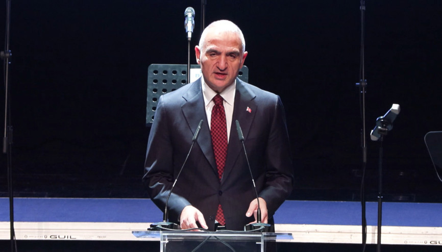 İstanbul - Bakan Ersoy: Bu yarışma çocuklarımızın hayallerine ortak olma iradesidir