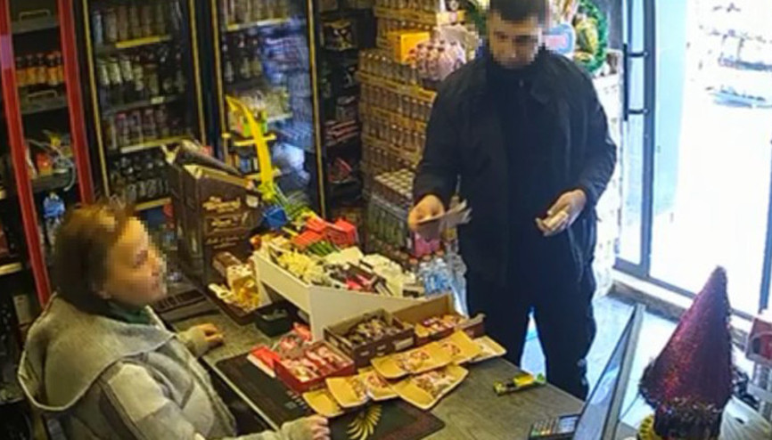 Edirnede film sahnesi gibi anlar: Kendini bir anda yerde buldu Edirnede film sahnesi gibi anlar: Kendini bir anda yerde buldu