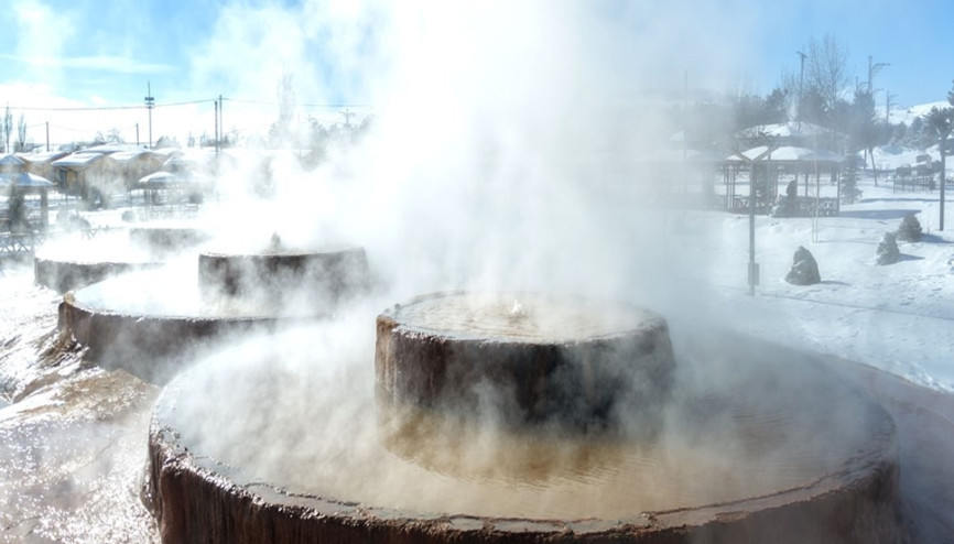 45 derecelik suyun anlık buza dönüştüğü nokta; Altınkale