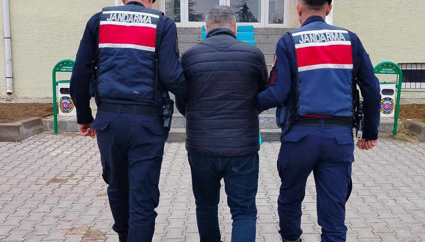 Kırıkkalede FETÖ firarisi eski adliye personeli tutuklandı