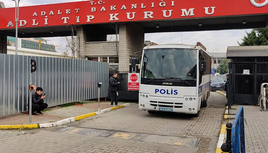 Uyuşturucu soruşturmasında gözaltına alınanlar Adli Tıp Kurumuna getirildi