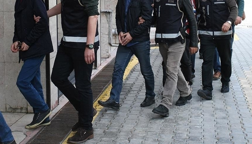 İstanbul merkezli 5 ilde tefecilik operasyonu: 9 şüpheli yakalandı