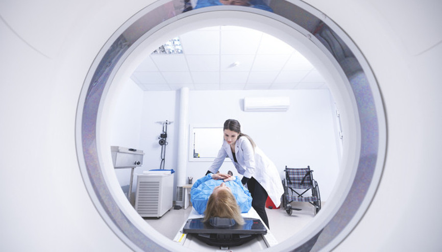 Gençti, sağlıklıydı, risk grubunda değildi ama hiçbiri hastalığı önleyemedi... Kanser olan onkolog yaşadıklarını anlattı: Neden ben diye uzun süre düşündüm