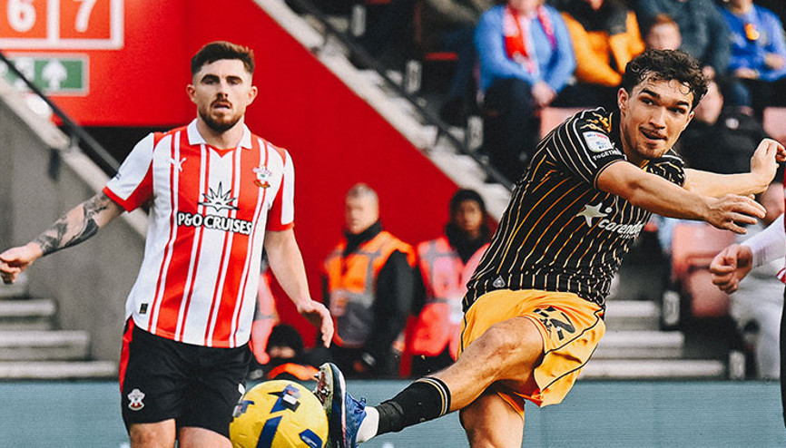Hull City, Southampton’ı deplasmanda devirdi