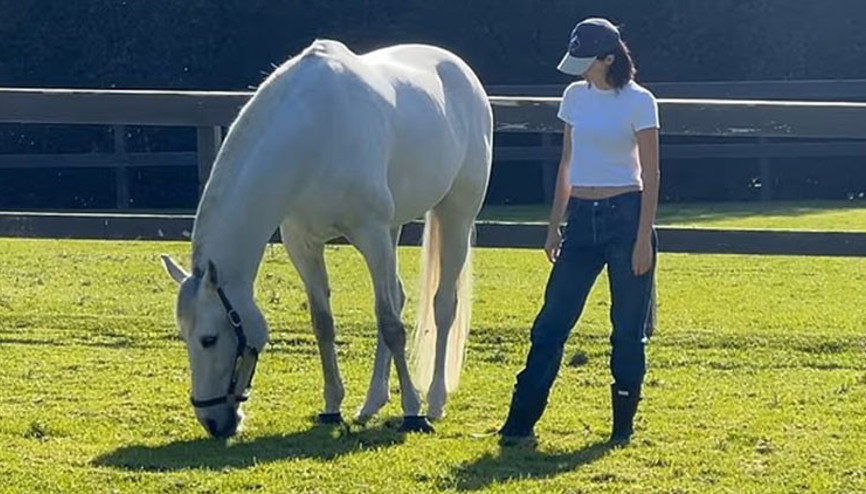 Lüks evlerini bırakıp doğaya kaçtılar… Çiftlikte huzurlu yaşam