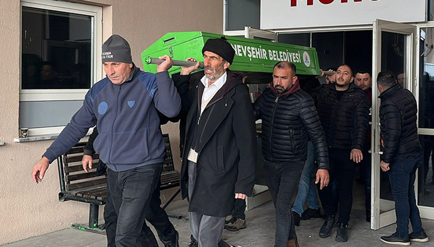 Bazaya sıkışan bebek hayatını kaybetti