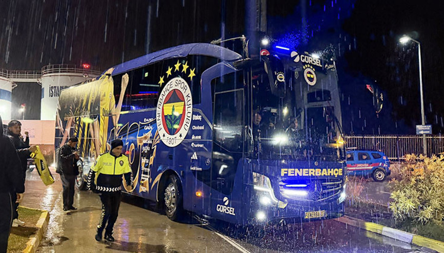 Fenerbahçe kafilesi, hava muhalefeti nedeniyle Alanyada kaldı