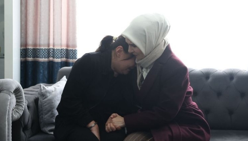 Bakan Göktaştan öldürülen Atlasın ailesine ziyaret