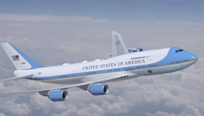 Trumpı taşıyan uçakta arıza alarmı: Air Force One, acil iniş yaptı