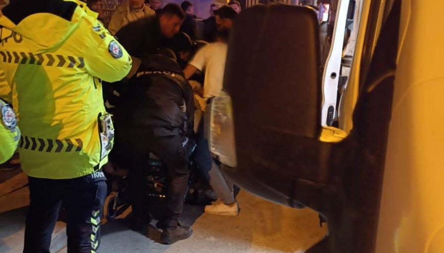 Kafede 2 müşterinin yaralandığı silahlı kavgaya ilişkin baba ile 2 oğlu tutuklandı