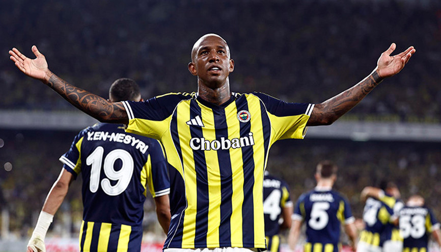 Anderson Taliscadan Alex benzetmelerine yanıt: Bence kulüp tarihinin en büyük oyuncusu