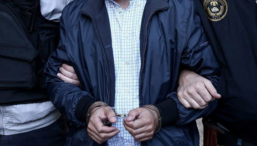 Türk bayrağına saygısızlığa tutuklama