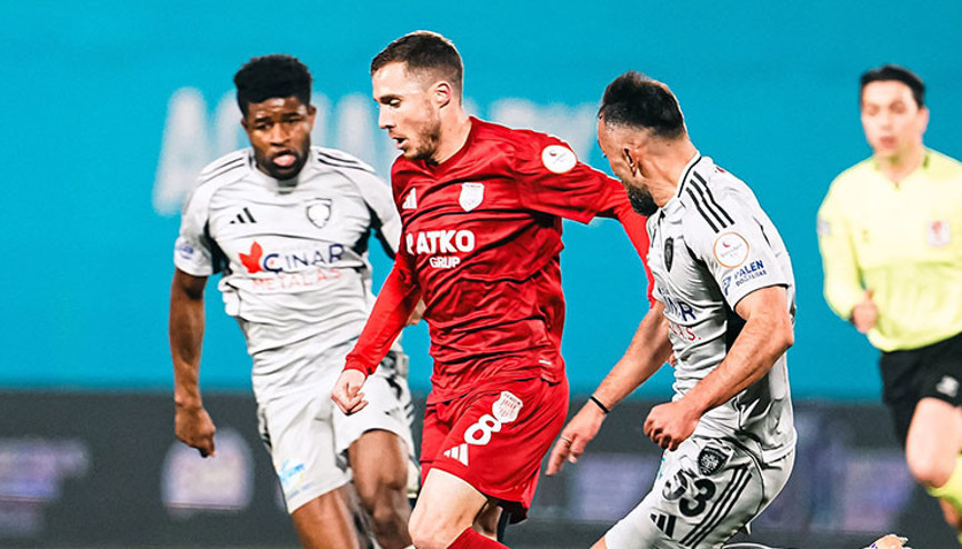 Erzurum FK, 85te liderliğe yükseldi