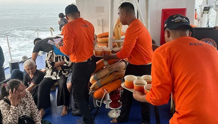 Filipinlerin Mindanao bölgesinde 359 kişiyi taşıyan feribot battı