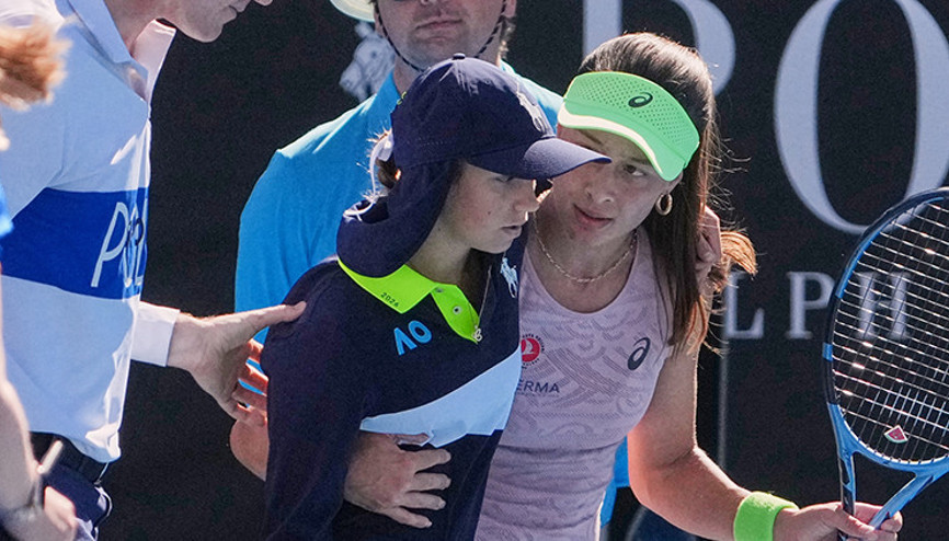 Top toplayıcı çocuğa yardım eden Zeynep Sönmez o anları anlattı: Kim olsa aynı şeyi yapardı