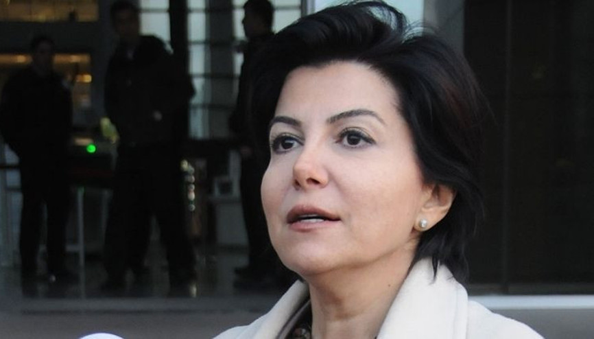 Sedef Kabaş Cumhurbaşkanına hakaret ile suç işlemeye tahrik suçundan gözaltında