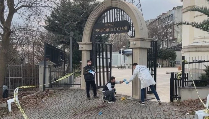 Annelerinin cenazesinde miras paylaşımı cinayeti; ağabey kardeşini silahla vurdu