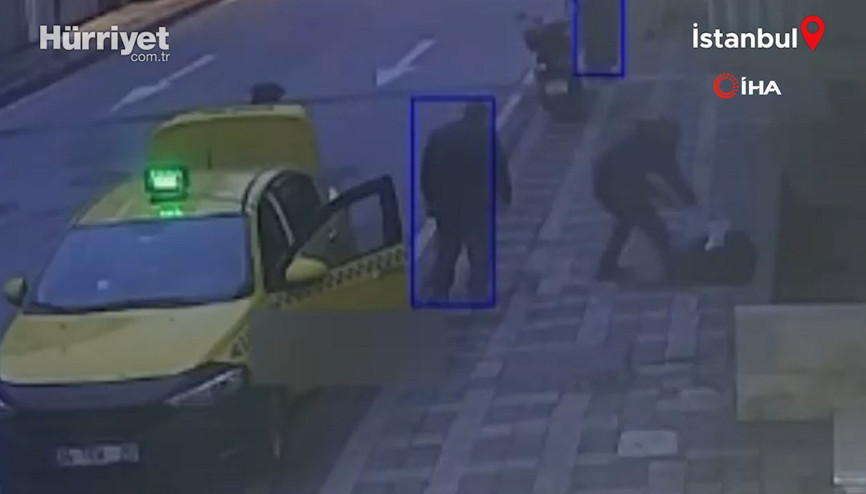 Parçalanmış cesedi böyle taşıdılar Parçalanmış cesedi böyle taşıdılar
