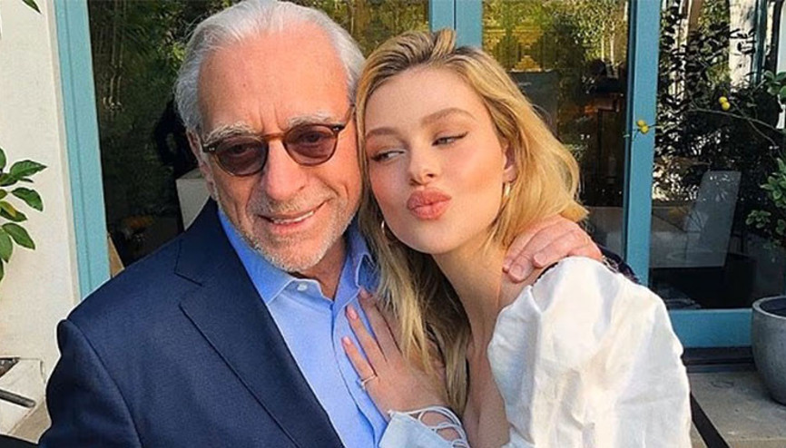 Böyle baht dostlar başına… Ünlü gelin babasından ayda bir milyon harçlık alıyor Böyle baht dostlar başına… Ünlü gelin babasından ayda bir milyon harçlık alıyor