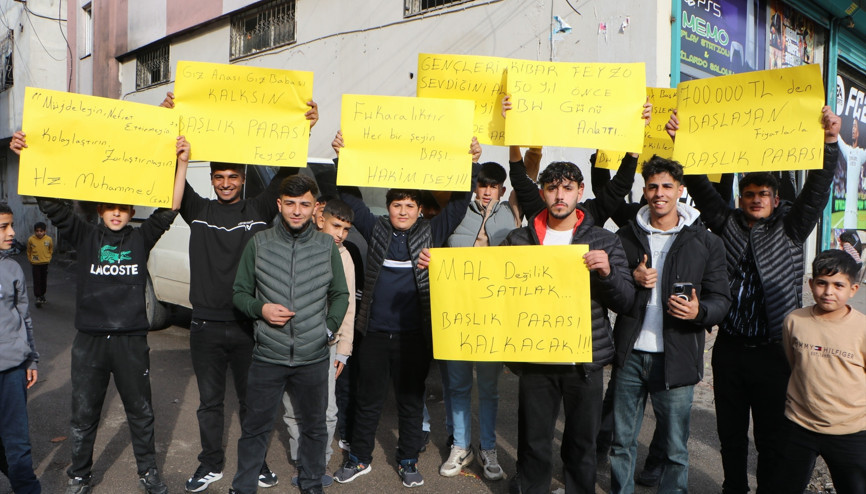 Adanada bir grup gençten başlık parası eylemi 50 yıl önceki Kibar Feyzo’ya mı dönelim
