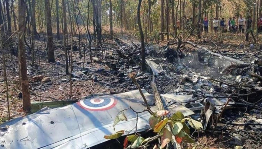 Tayland’da askeri uçak düştü: 2 ölü
