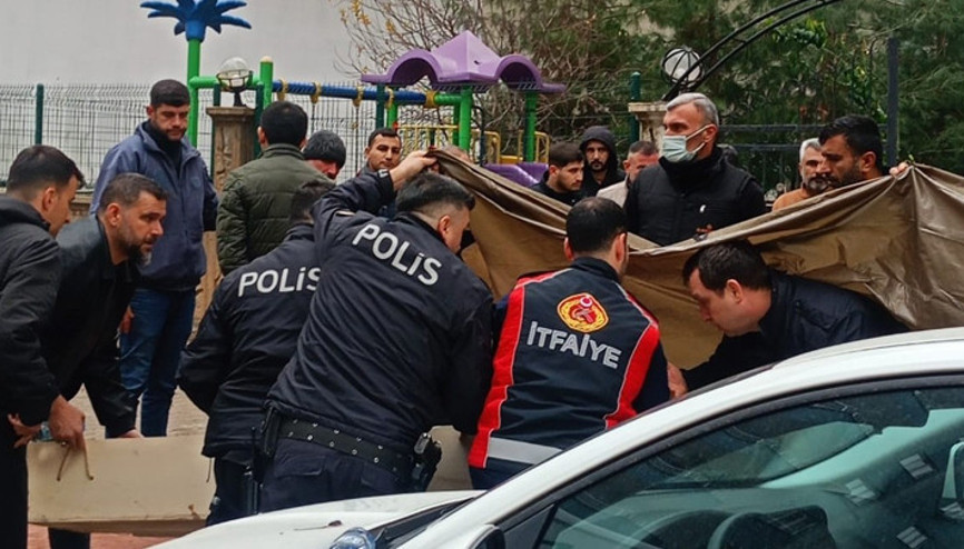 Mardinde 7’nci kattaki balkondan düşen kadın hayatını kaybetti