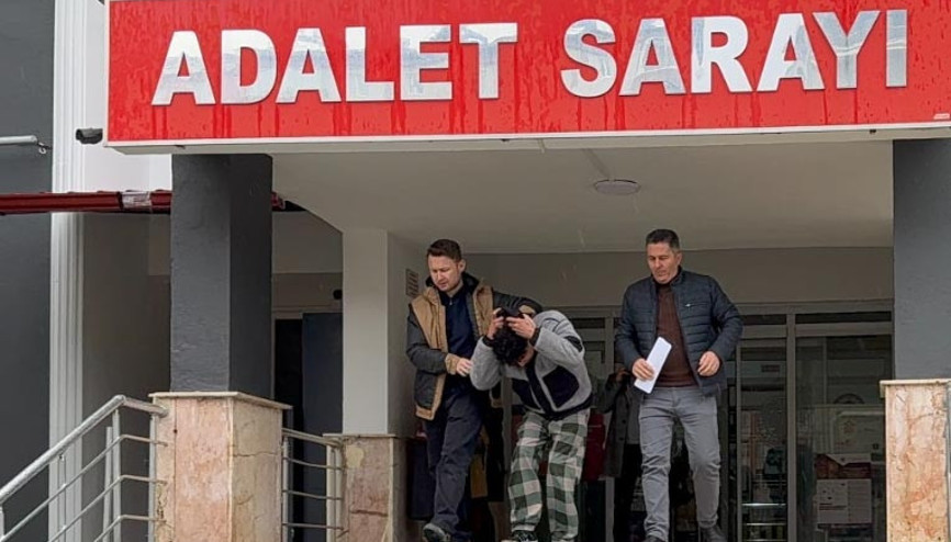 Evin bahçesinde uyuşturucu saklayan 2 kişi gözaltına alındı