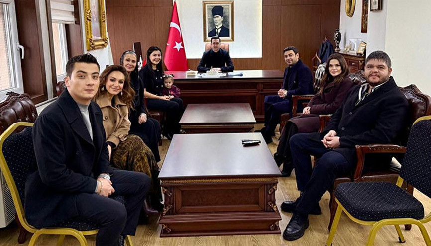 Uzak Şehir dizisinin oyuncularından Midyat Kaymakamına ziyaret