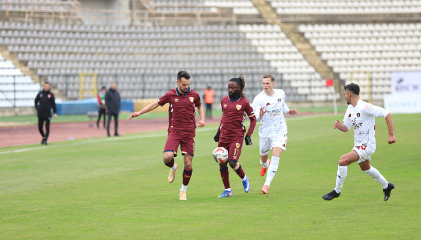 Bandırmaspor, Van Spor FK engelini 2 golle geçti