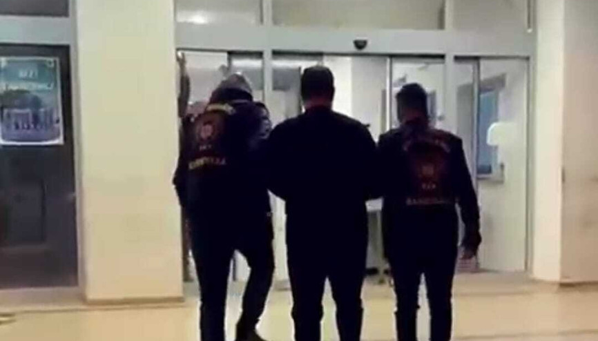 İzmir’de 28 yıl 4 ay hapis cezasıyla aranan firari yakalandı
