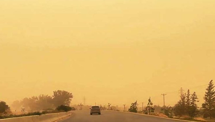 Libya’da turuncu kâbus… Kum fırtınası vurdu: Eğitim ve uçuşlar iptal