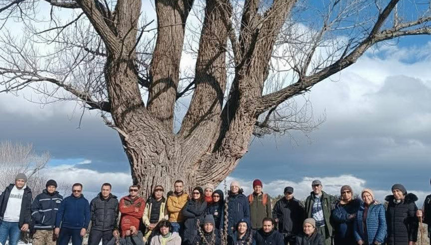 Doğaseverler Dort Deresine yürüdü Doğaseverler Dort Deresine yürüdü