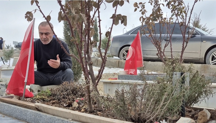 Depremde eşi ve 4 çocuğunu kaybeden baba: Onlar kurtuldu, ben öldüm