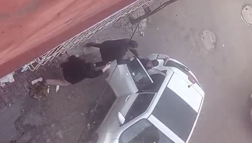 Eski eşini darbetti, ‘kendimi savunurken parmağım kırıldı’ diyerek şikayetçi oldu