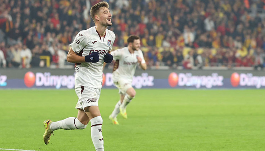 Ernest Muçi, golleriyle Trabzonspora katkı vermeye devam ediyor