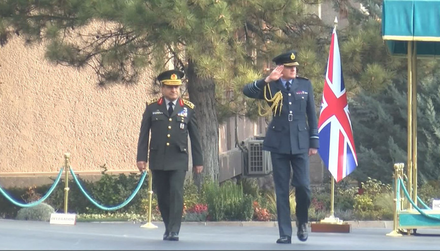 Genelkurmay Başkanı Bayraktaroğlu, Birleşik Krallık Genelkurmay Başkanı ile görüştü
