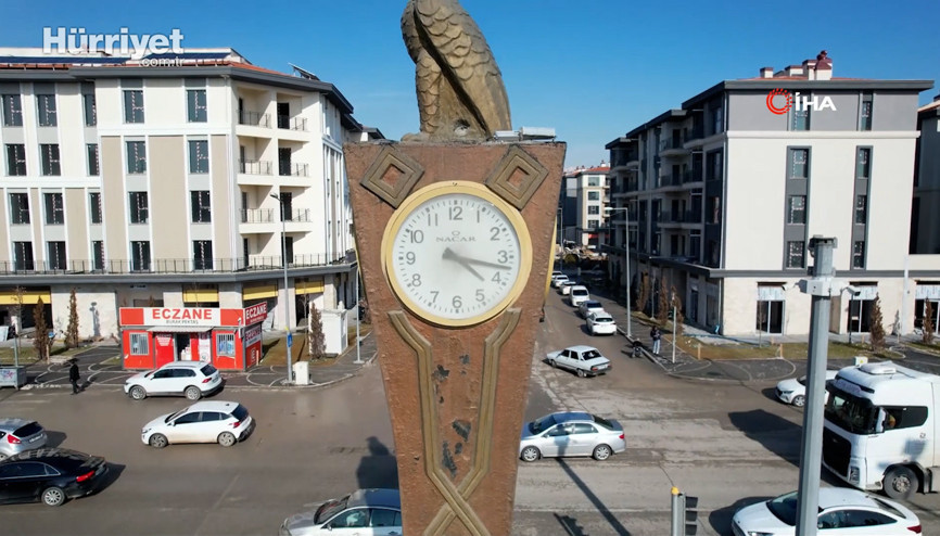 Adıyaman Saat Kulesi 3 yıldır 04.17yi gösteriyor