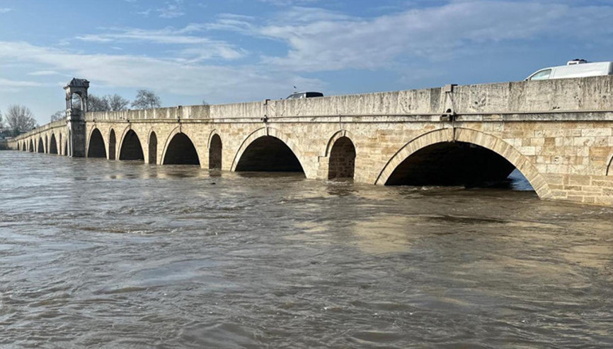 Meriç, Tunca ve Arda nehirlerinin debisi arttı Meriç Nehri için turuncu alarm verildi