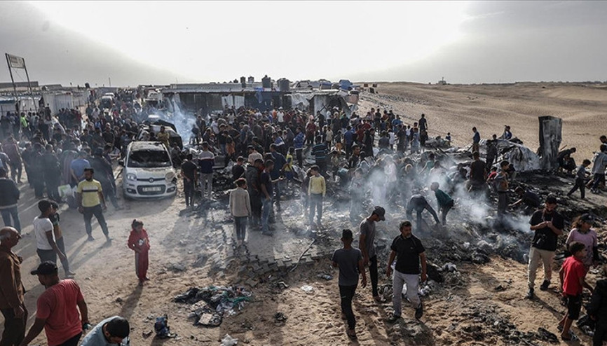 İsrail, Refahta mahsur kalan Filistinlileri katletti